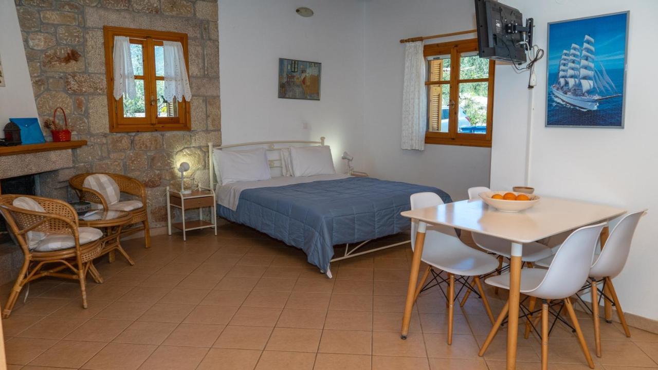 Apartamento Trisilio Kardamyli Exterior foto