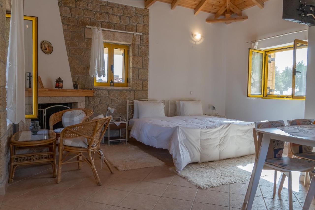 Apartamento Trisilio Kardamyli Exterior foto